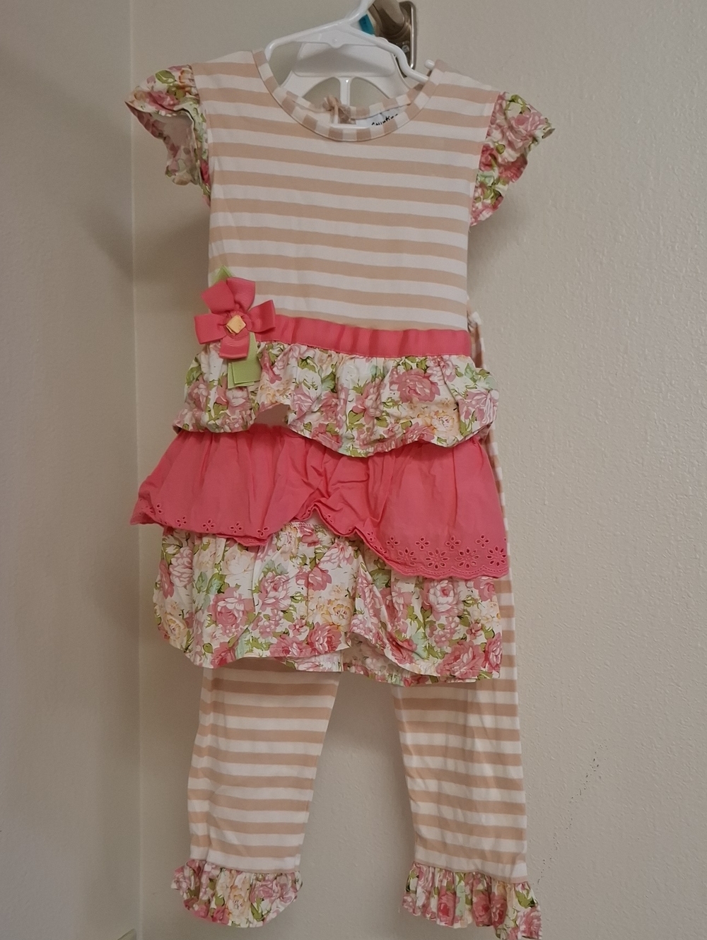 Girls Pink Floral Tiered Matching Set with Striped Leggings